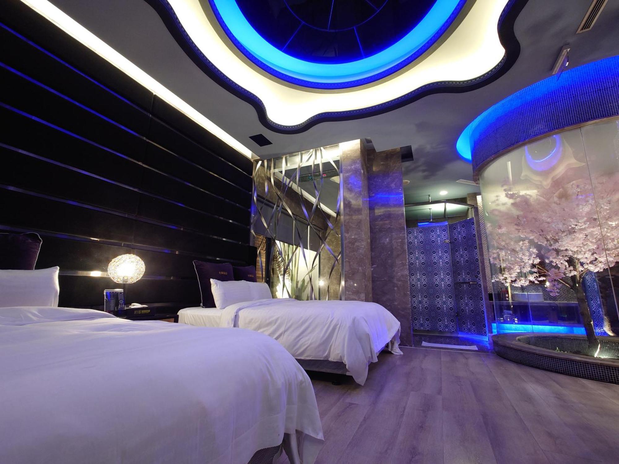 The Yorker Deluxe Motel Taoyuan Bagian luar foto