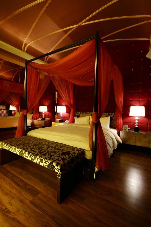 The Yorker Deluxe Motel Taoyuan Bagian luar foto