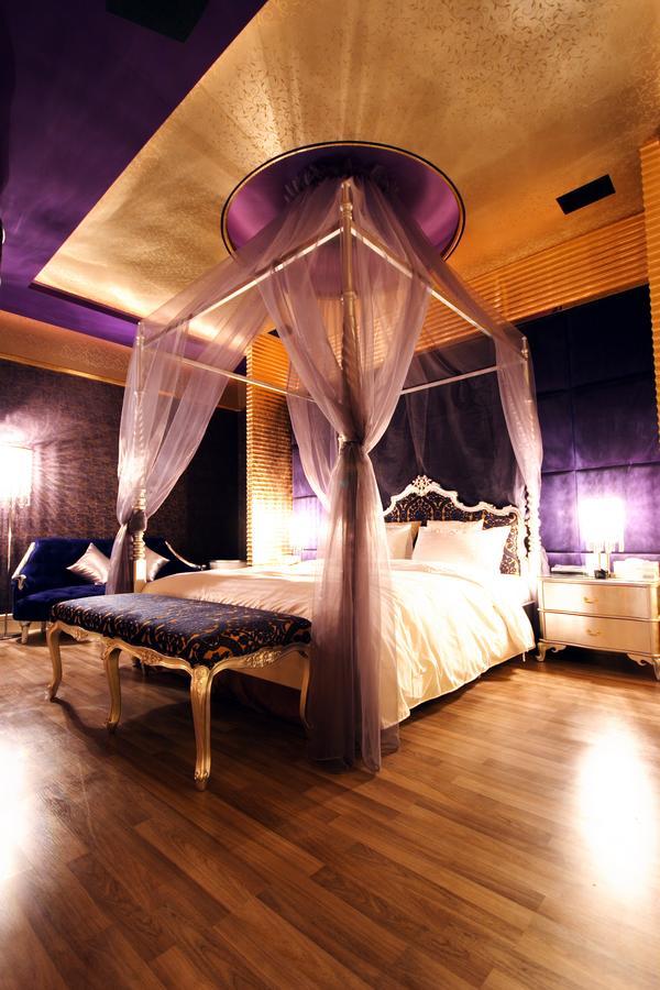 The Yorker Deluxe Motel Taoyuan Bagian luar foto