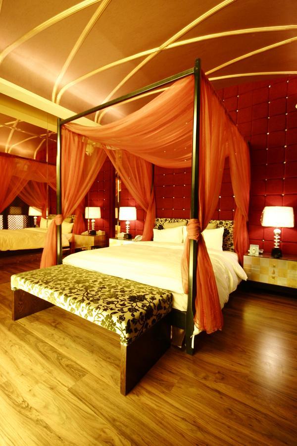 The Yorker Deluxe Motel Taoyuan Bagian luar foto