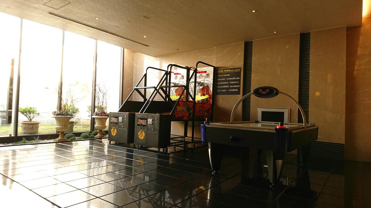 The Yorker Deluxe Motel Taoyuan Bagian luar foto