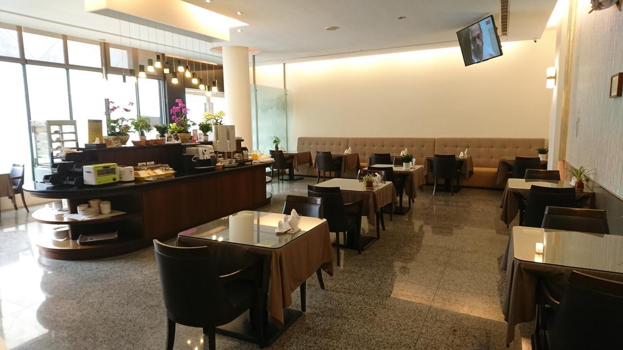 The Yorker Deluxe Motel Taoyuan Bagian luar foto