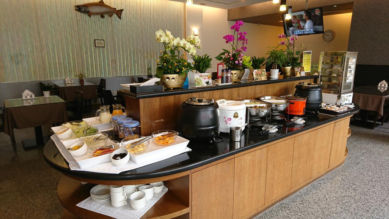The Yorker Deluxe Motel Taoyuan Bagian luar foto